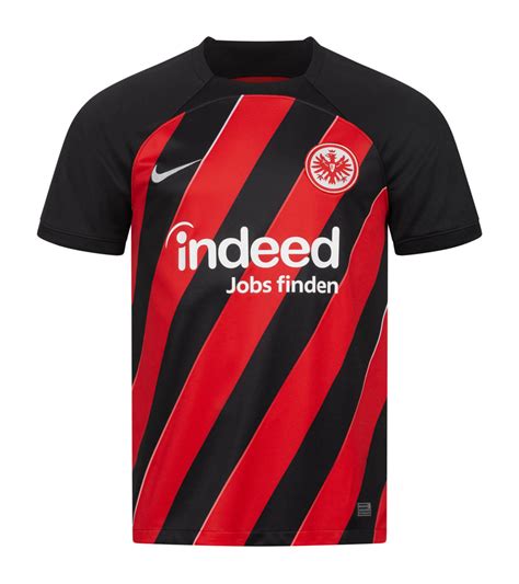 Eintracht Frankfurt Trikots 2023/24 (2) 